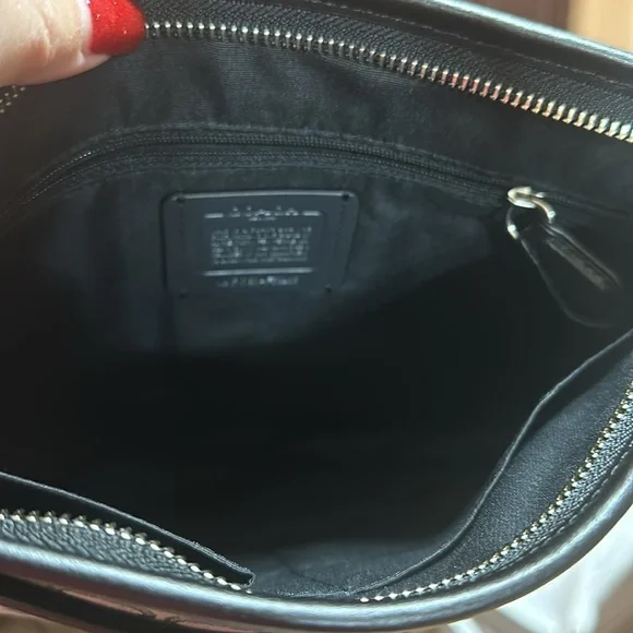 Coach Crossbody Bag - Picture 8 of 8